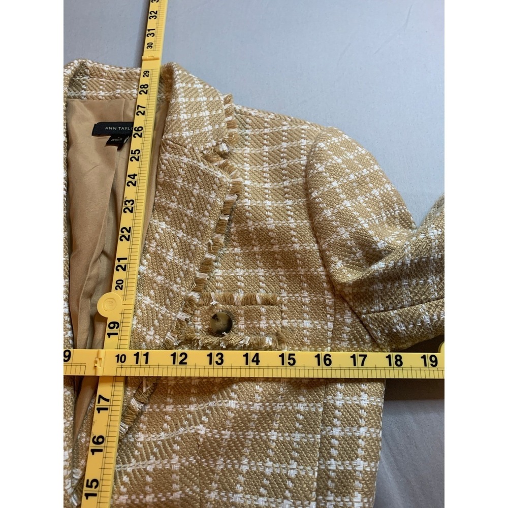 Ann Taylor Women's Plaid Fringe Tweed Blazer Size‎ 2 Tan White Classic - Picture 5 of 7